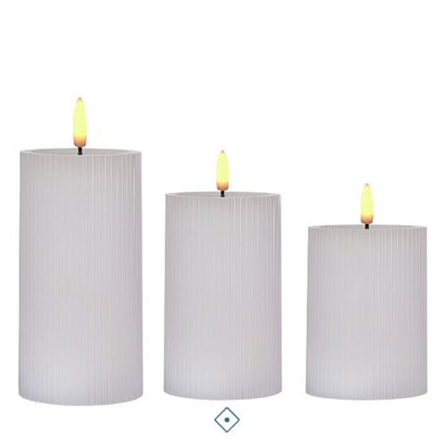 73824  VELA LED 3D CHAMA   C 7,50 L 7,50 A 12,50